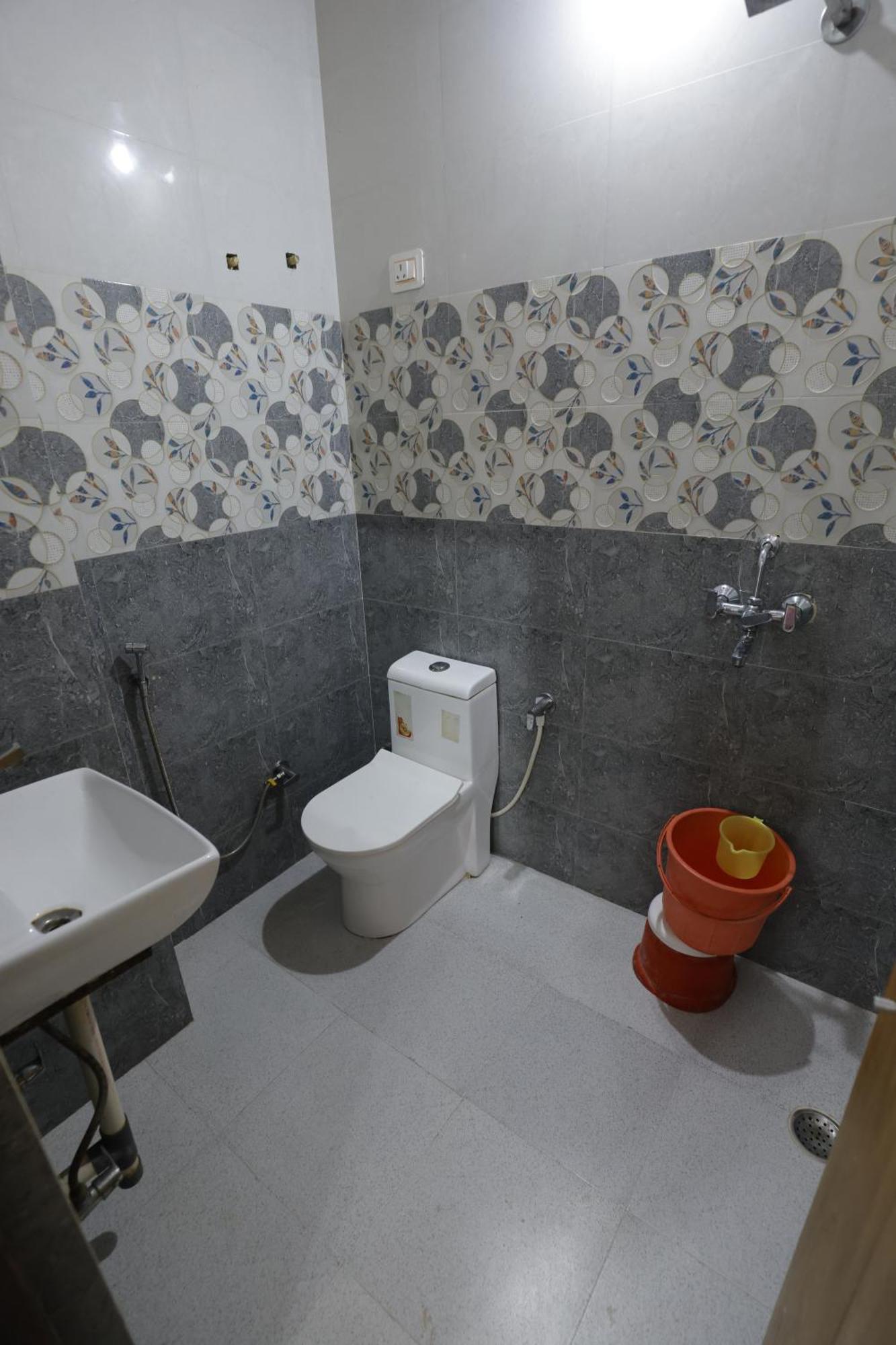 Basil Inn Home Stay Walking Distance From Taj Mahal Agra آغْرا المظهر الخارجي الصورة